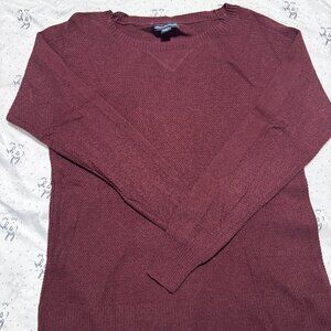 American Eagle Lightweight Sweater (XS, Burgundy)